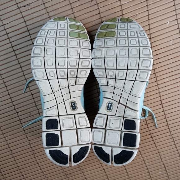 Nike Free 5.0+ Women's Size US 6.5 Running Shoes Sneakers Turquoise 580591-431 . - Picture 10 of 10